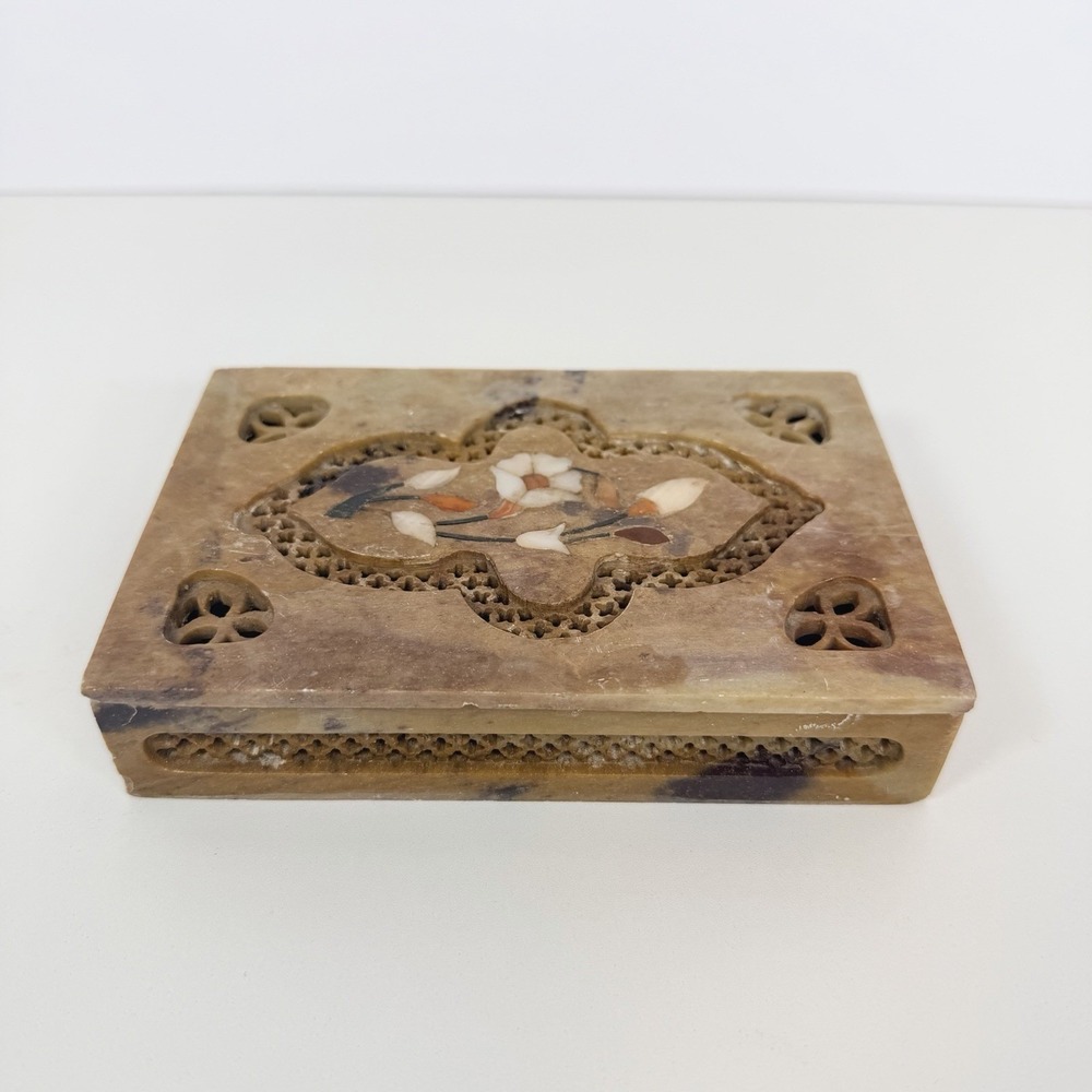 Soapstone Trinket Box W/ Inlaid Mother Of‎ Pearl  6"x4" Jewelry Box Hand Cut